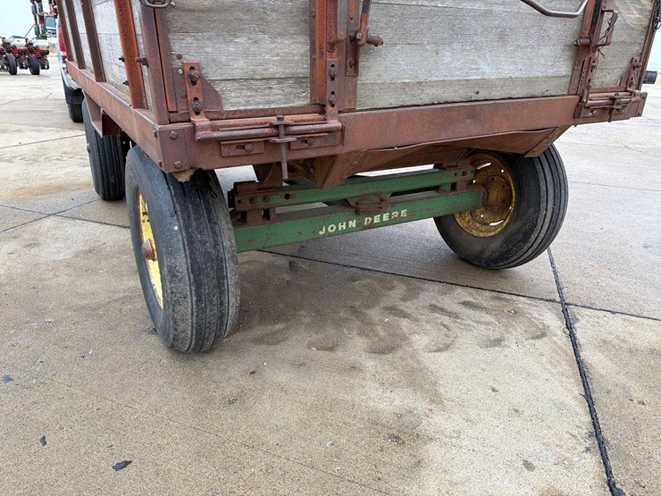 john-deere-6-image-5