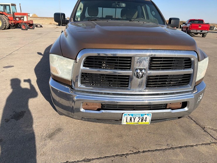 2011-dodge-ram-2500-image-11