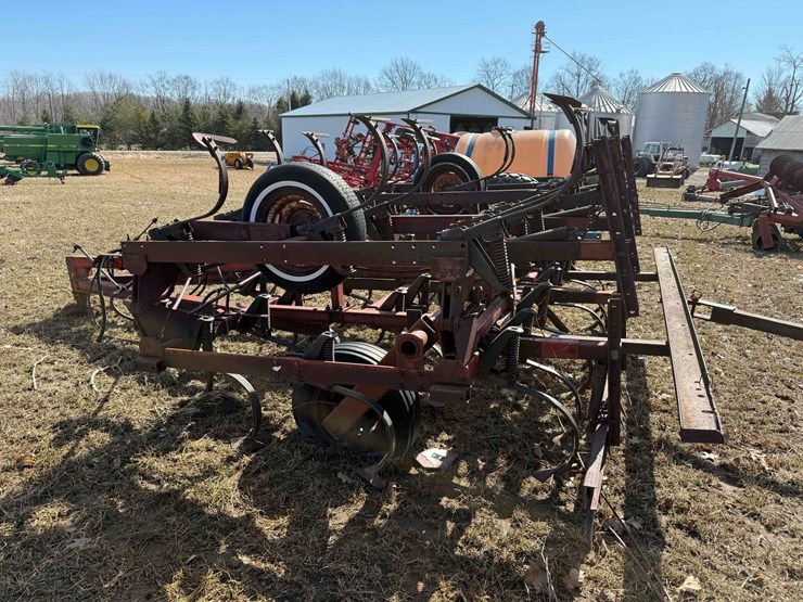 glencoe-18’-field-cultivator-image-3