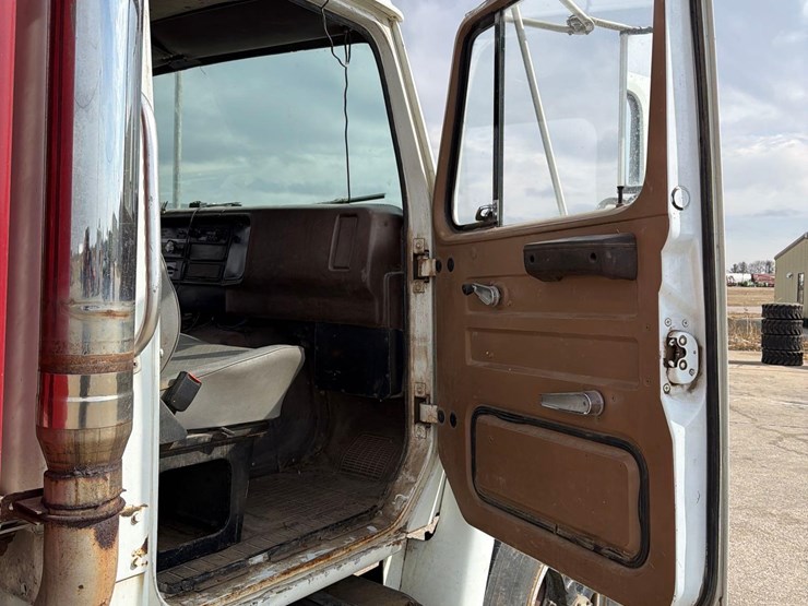 1980-international-s1900-image-55