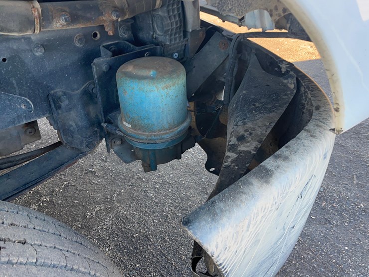 2004-caterpillar-c12-image-19