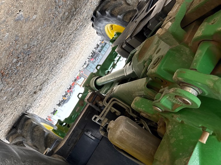 2023-john-deere-6120m-image-26