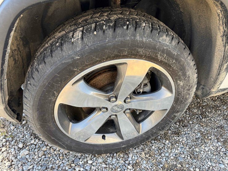 2015-jeep-grand-cherokee-image-8