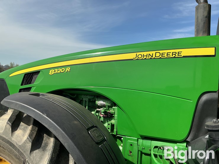 2010-john-deere-8320r-image-12