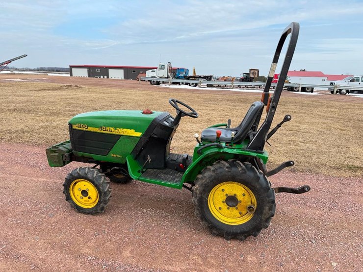 john-deere-4100-image-6
