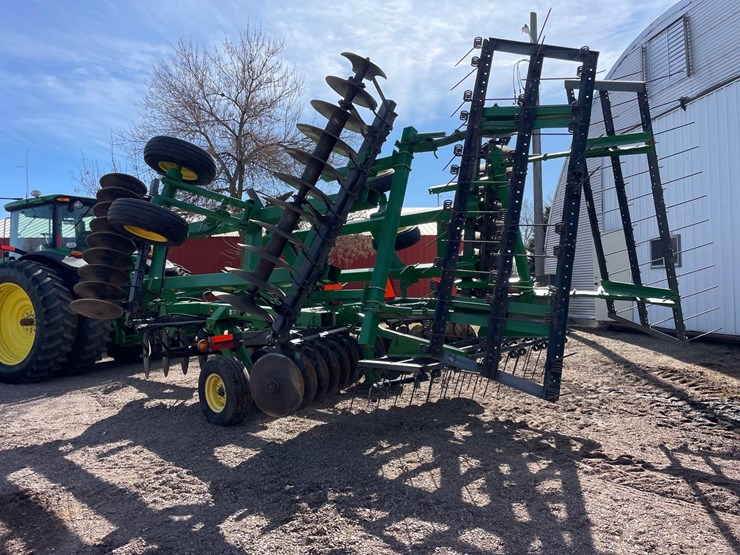 2005-john-deere-637-image-3