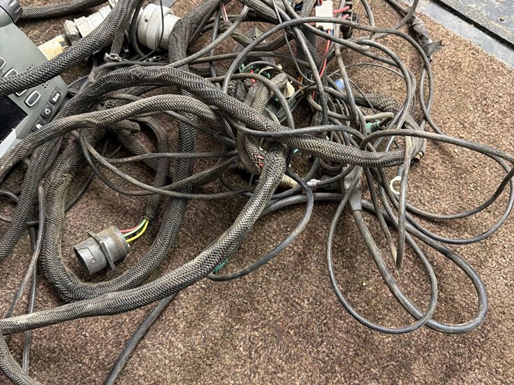 massey-ferguson-2290-image-64