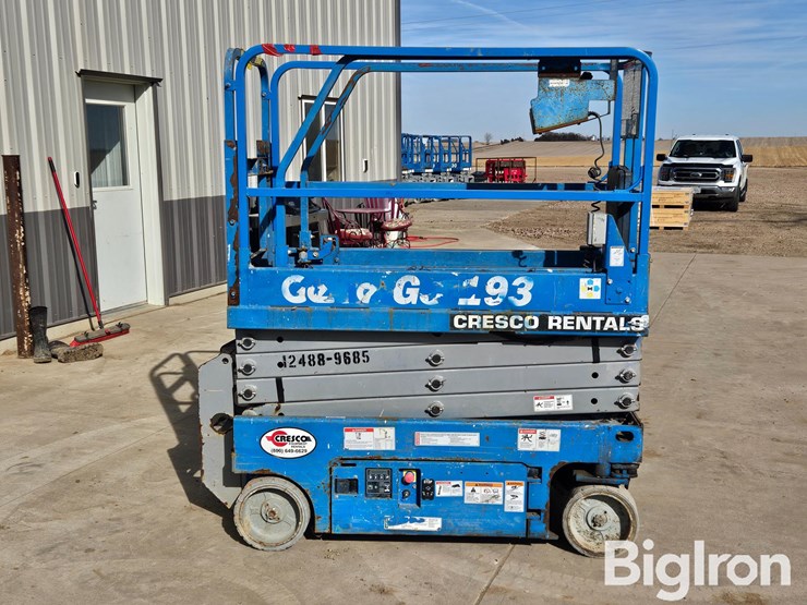 2016-genie-gs1930-image-1