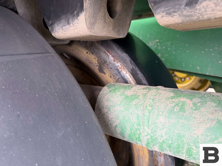 2021-john-deere-9570rt-image-37