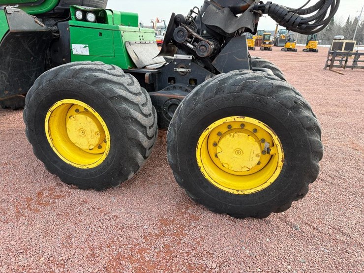 deere-1270e-image-10