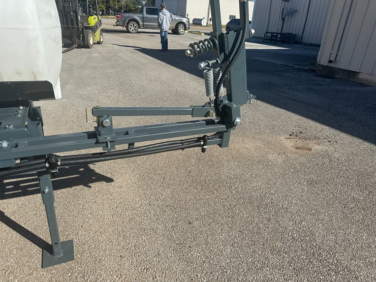 #32797-•-**unused-bowman-agmate-30'-200-gallon-sprayer-image-29