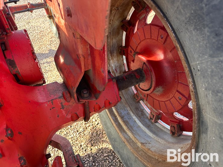 1966-international-706-image-16