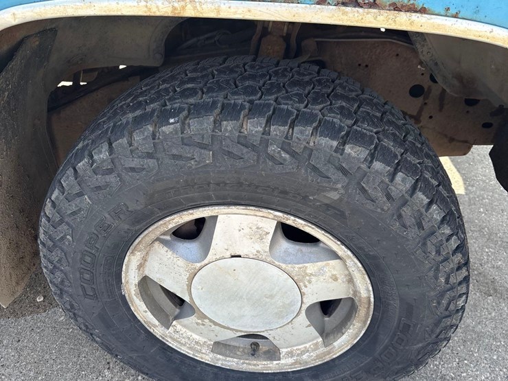 1994-chevrolet-silverado-1500-image-20