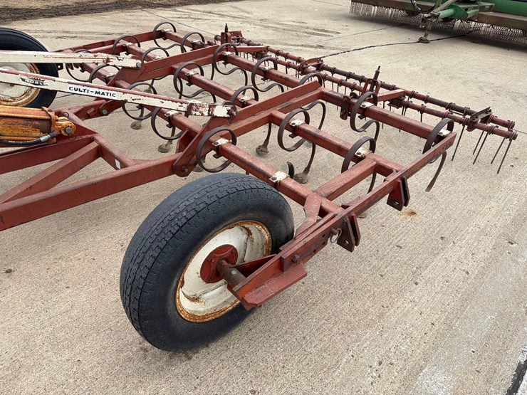 noble-9-1/2ft-field-cultivator-image-8