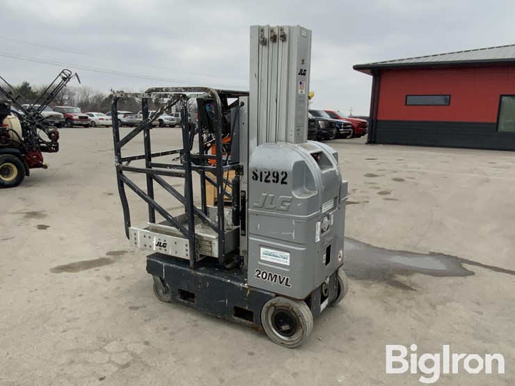 2015-massey-ferguson-730-image-7