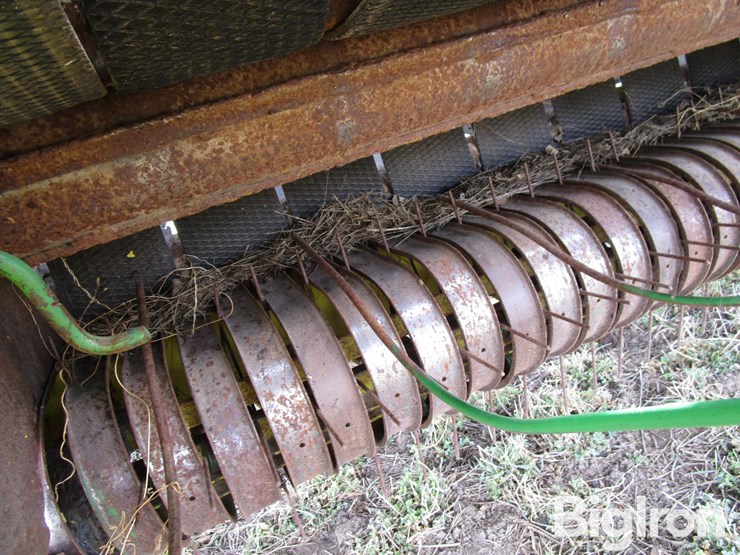 john-deere-530-image-17