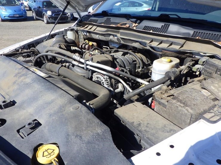 2018-dodge-3500-image-10