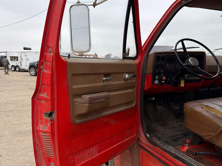 1974-gmc-5000-image-28