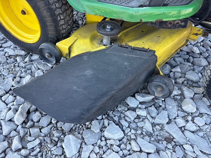 john-deere-145-image-9