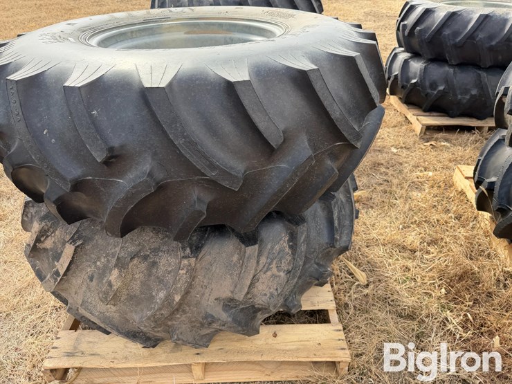 16.9-24-pivot-tires-&-rims-image-13