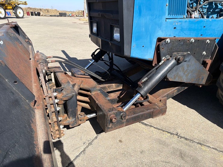 1990-versatile-946-image-18