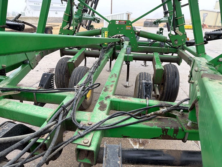 john-deere-726-image-32