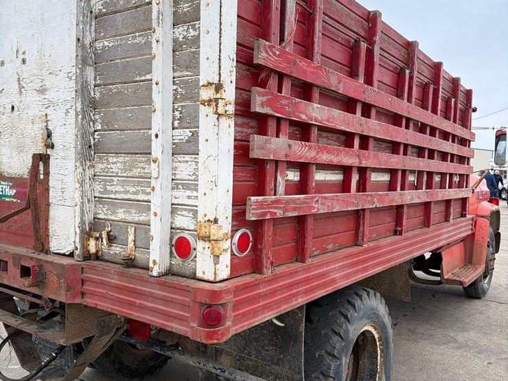 1974-gmc-5000-image-22