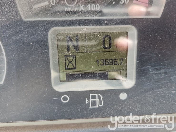 2015-caterpillar-938k-image-34