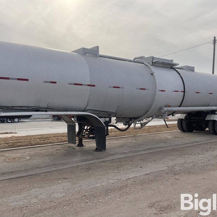 1996 POLAR TANKER