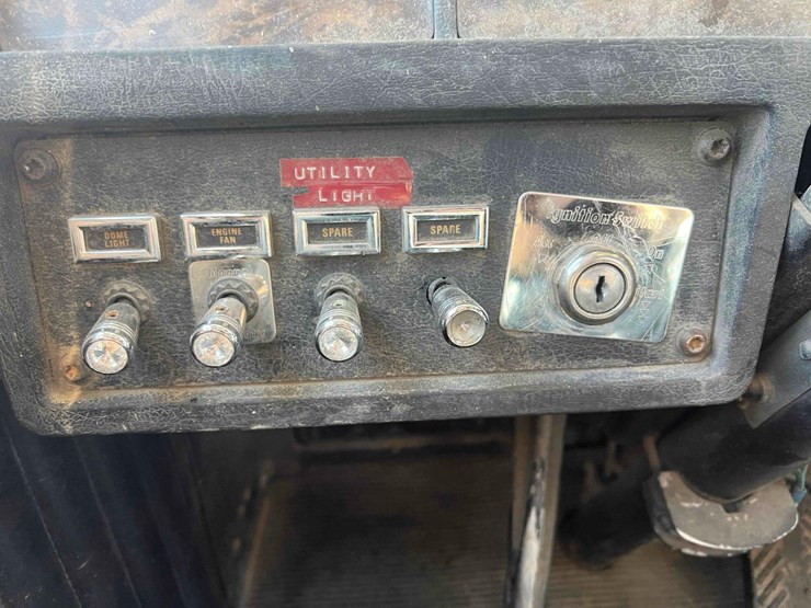 1995-kenworth-t800b-image-12