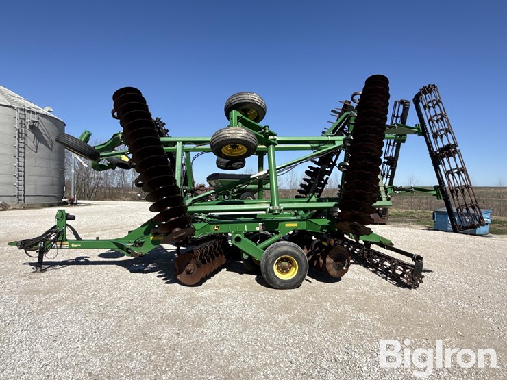 2012-john-deere-2623-image-8