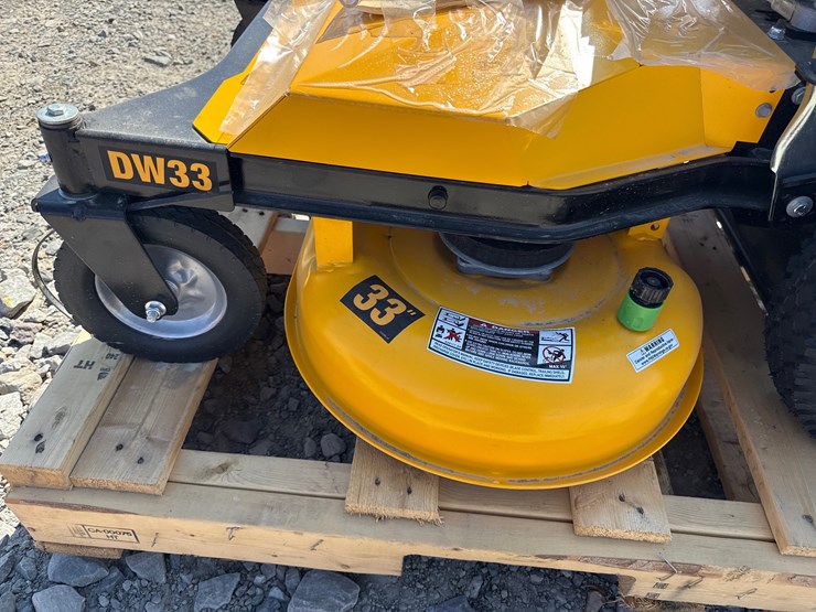 #33-•-unused-dewalt-dw33-33"-walk-behind-zero-turn-mower-12ae764b038-inv#-41235-image-8