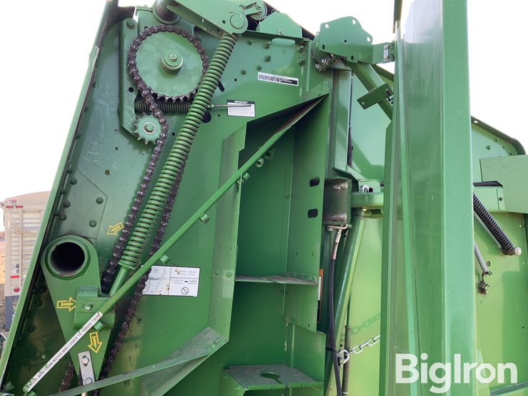 2015-john-deere-569-image-17