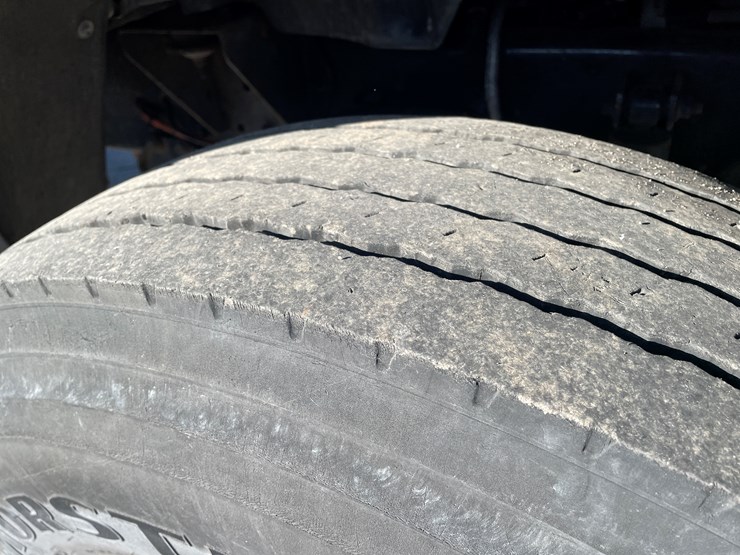 2009-ford-f750-xlt-image-29