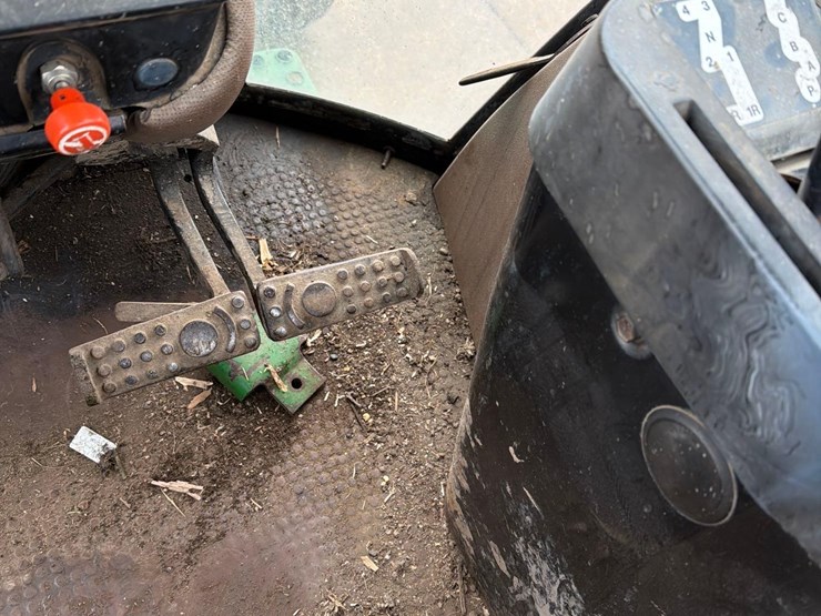 john-deere-4650-image-35