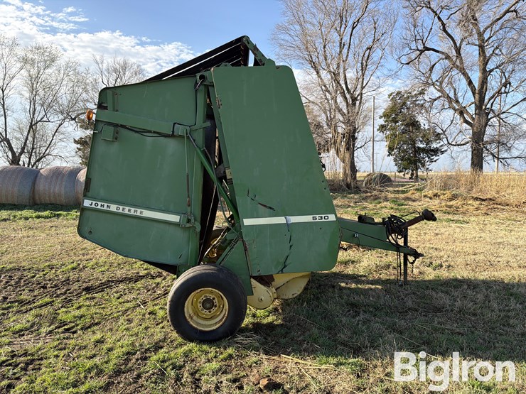 john-deere-530-image-4