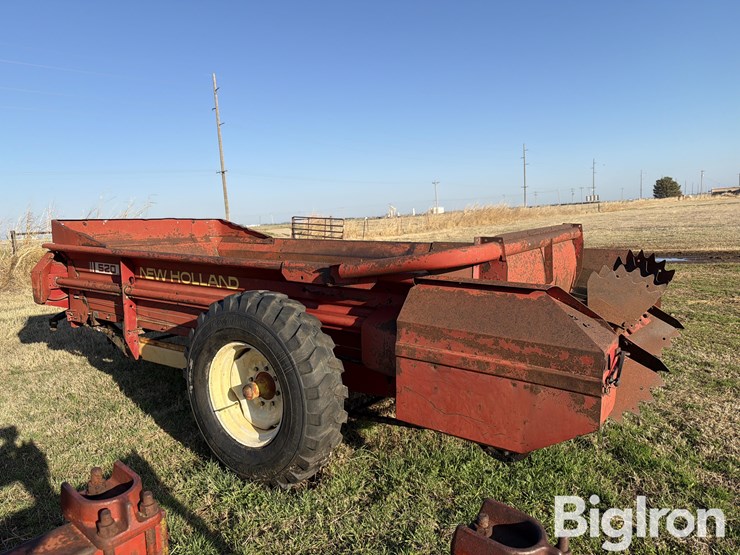 new-holland-520-image-7