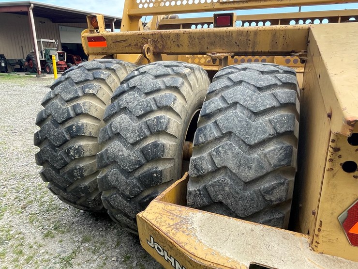 deere-1814e-image-14