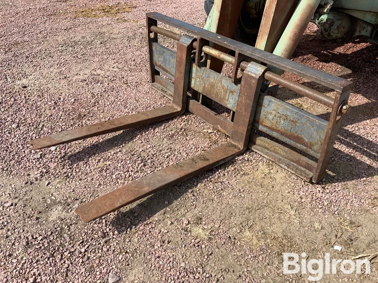 tci-544a-telehandler-image-11