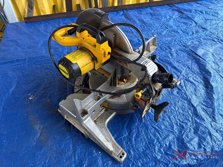 dewalt-chop-saw-image-3