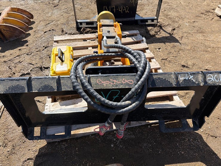 giyi-post-pounder-image-6