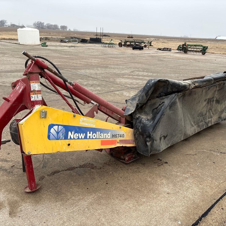 2014 NEW HOLLAND H6740