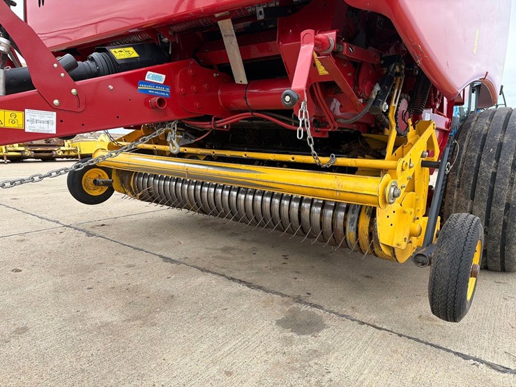 2018-new-holland-roll-belt-560-image-14