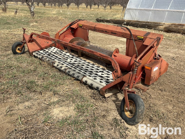 international-810-image-1