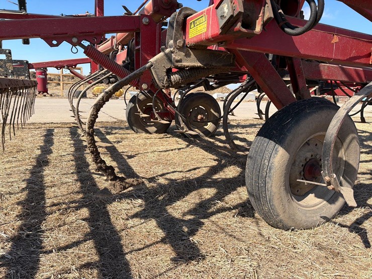 case-ih-4800-image-21