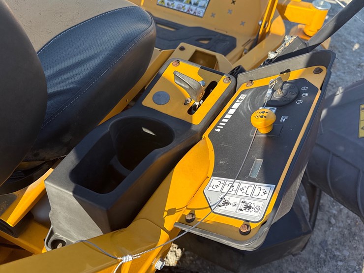 #24-•-cub-cadet-zt154-54"-zero-turn-mower-11059h10278-inv#-43056-image-16