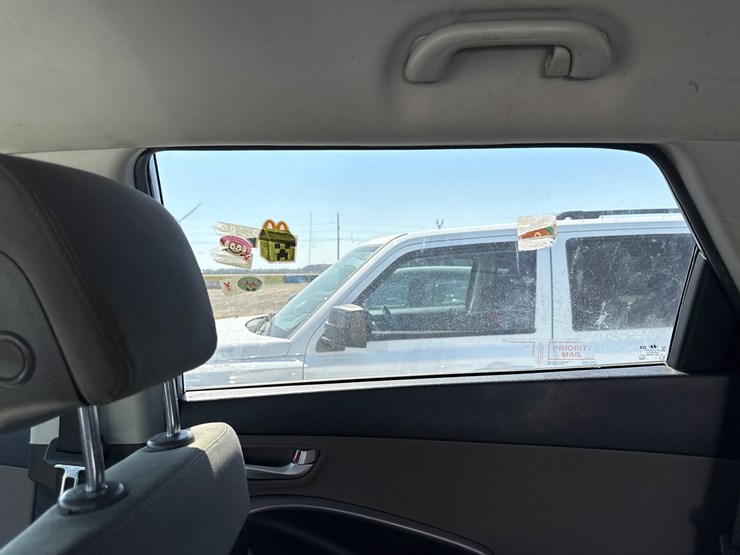 2015-hyundai-santa-fe-image-18