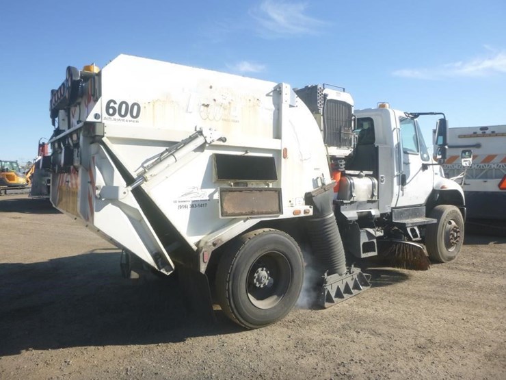 2014-international-4300-image-3