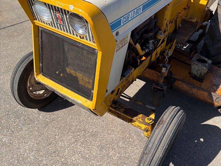 international-cub-lo-boy-image-21