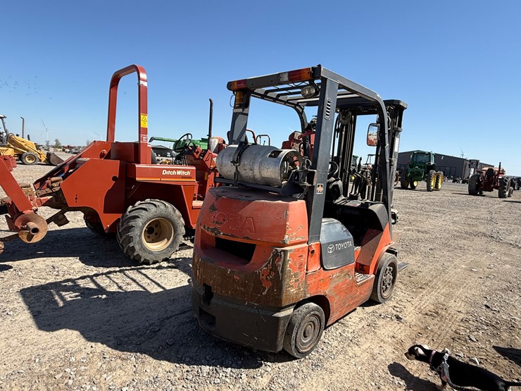 toyota-7fgcu25-image-3